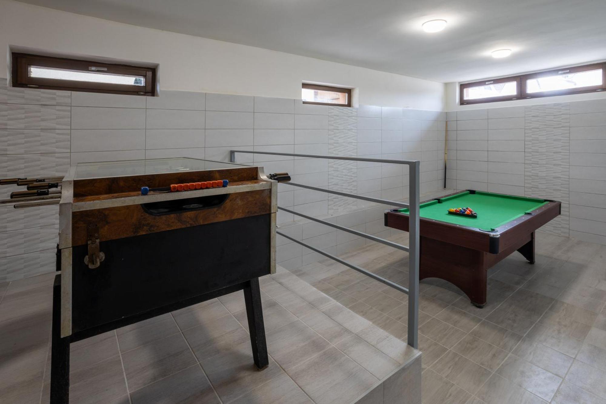 Rp Apartmanhaz Demjén Kültér fotó